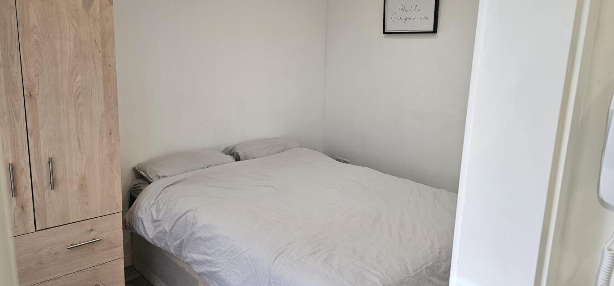 Peaches And Cream Apartment