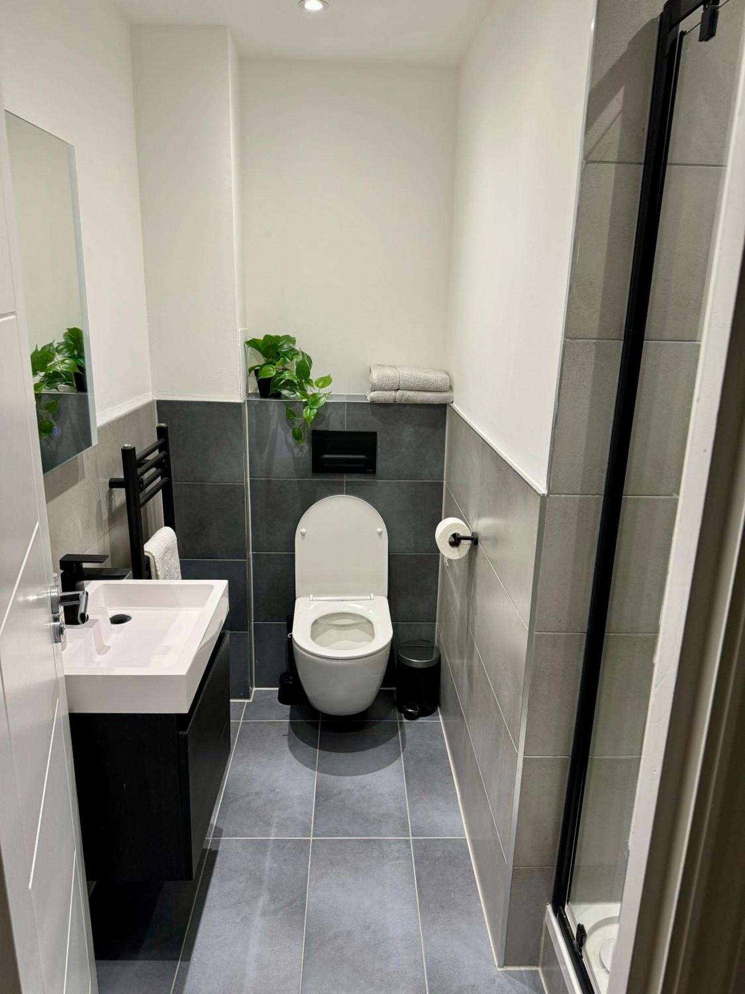 Apartment 2br L 2ba With Patio-sleep 6