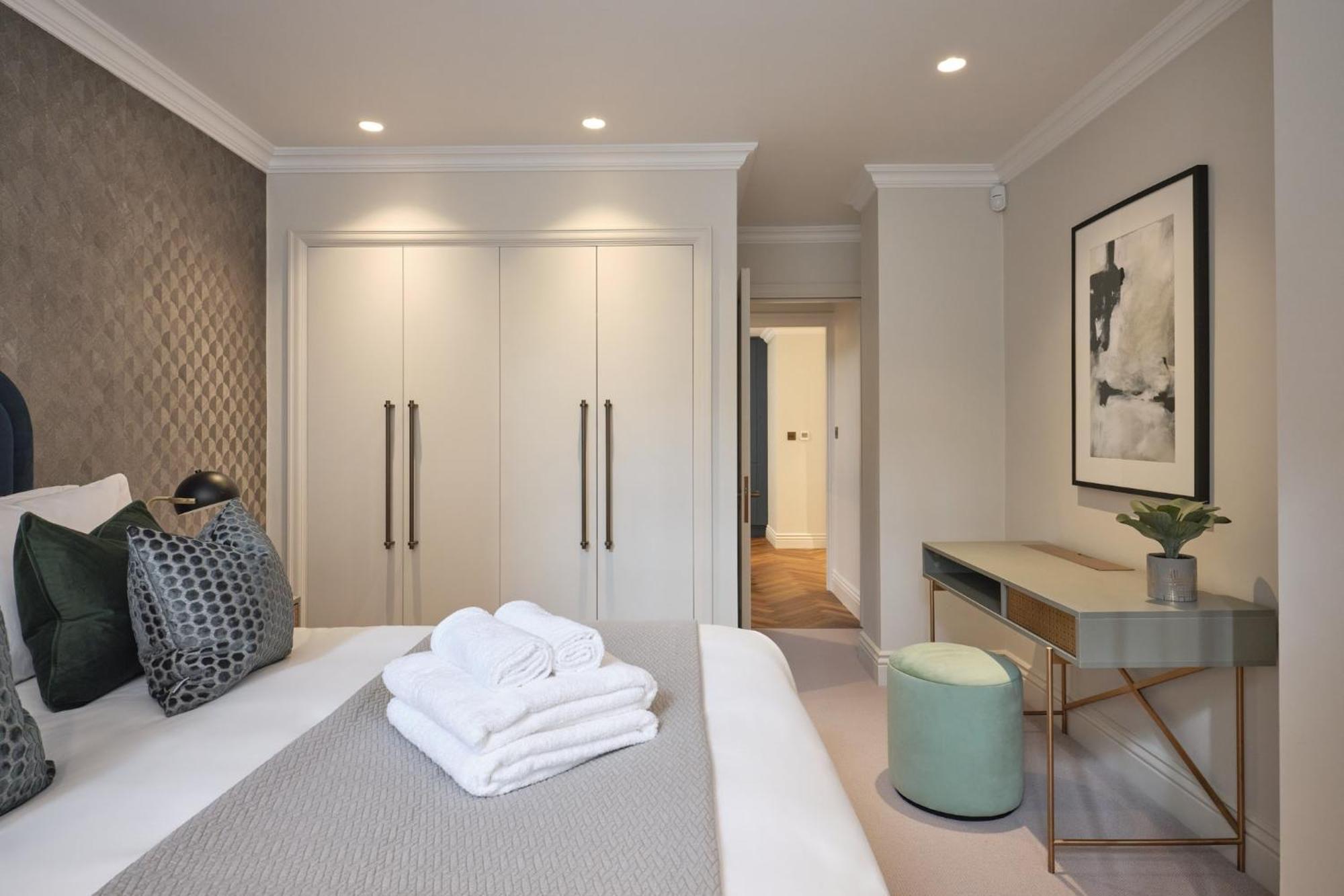 Ultimate 220 Sqm Luxury Townhouse By Mayfair Ferienhaus *
