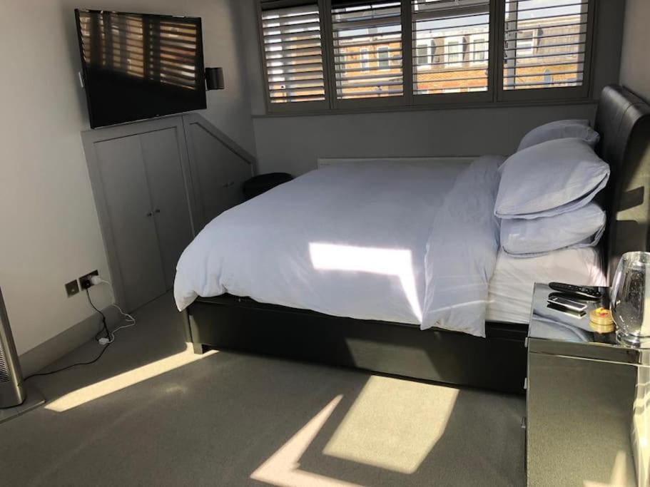 Appartement Luxurious & Modern 2 Bedroom Notting Hill Townhouse *
