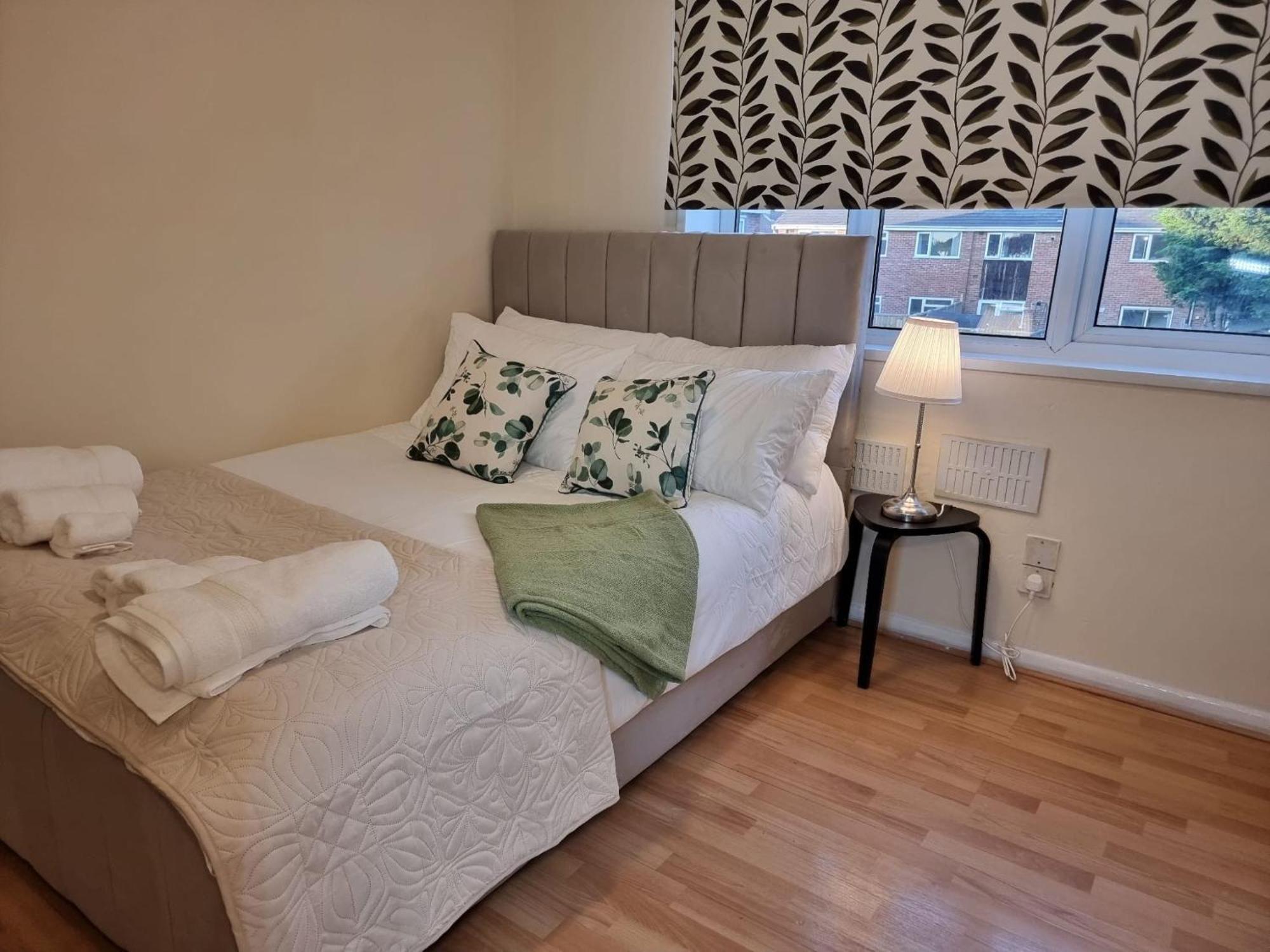 Ferienhaus Heathrow Airport House *