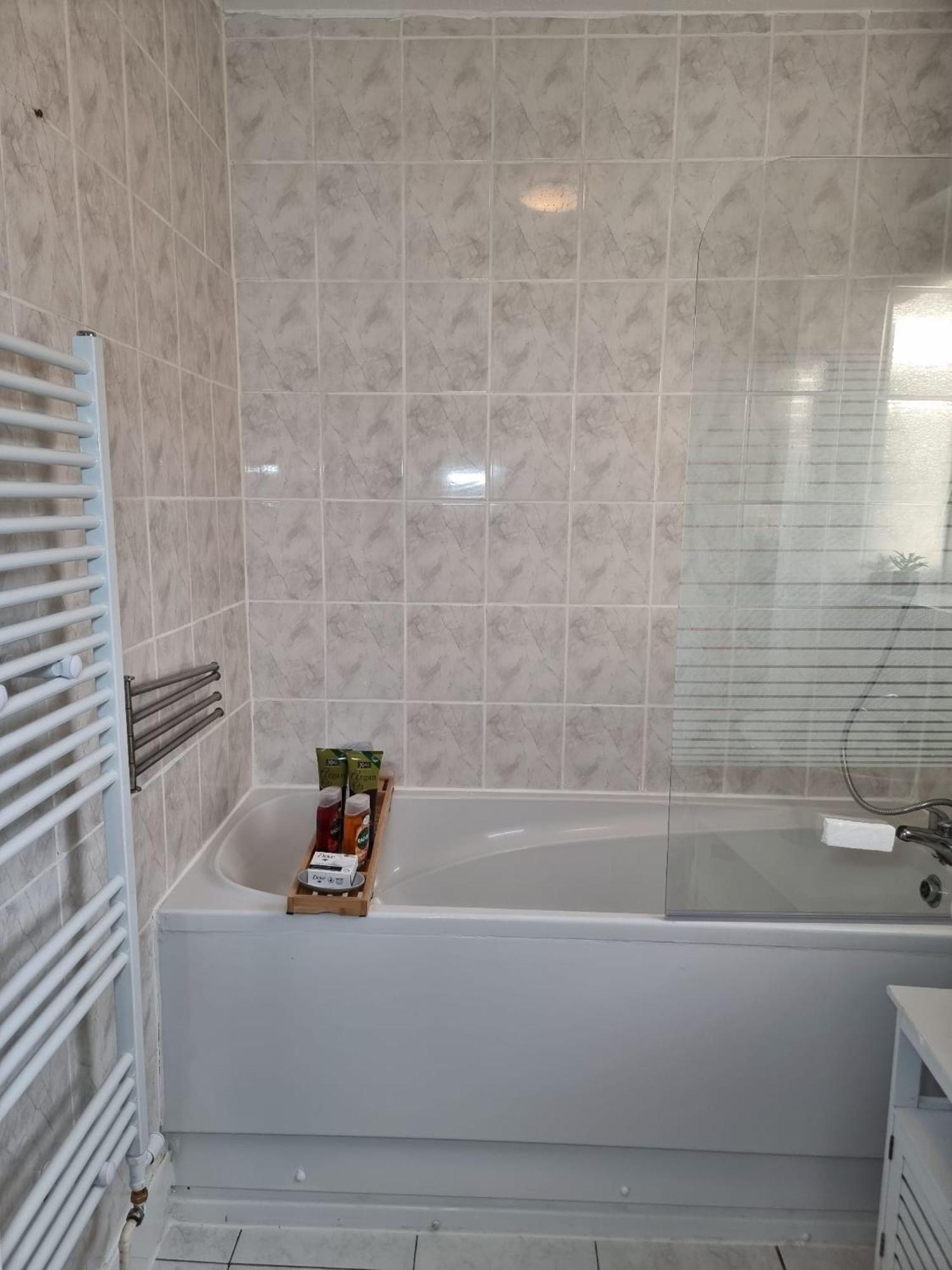 Holiday home Heathrow Airport House