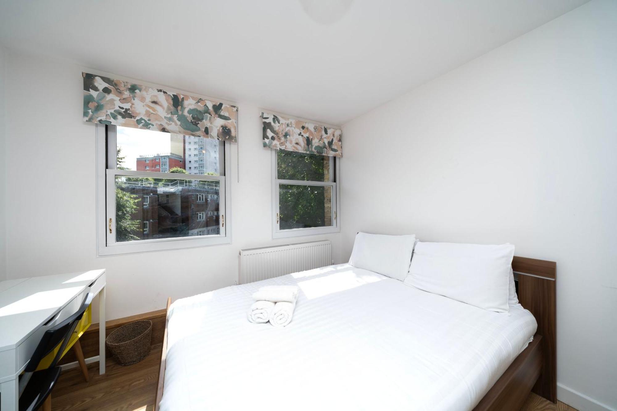 Charming 3br Flat In Apartment *
