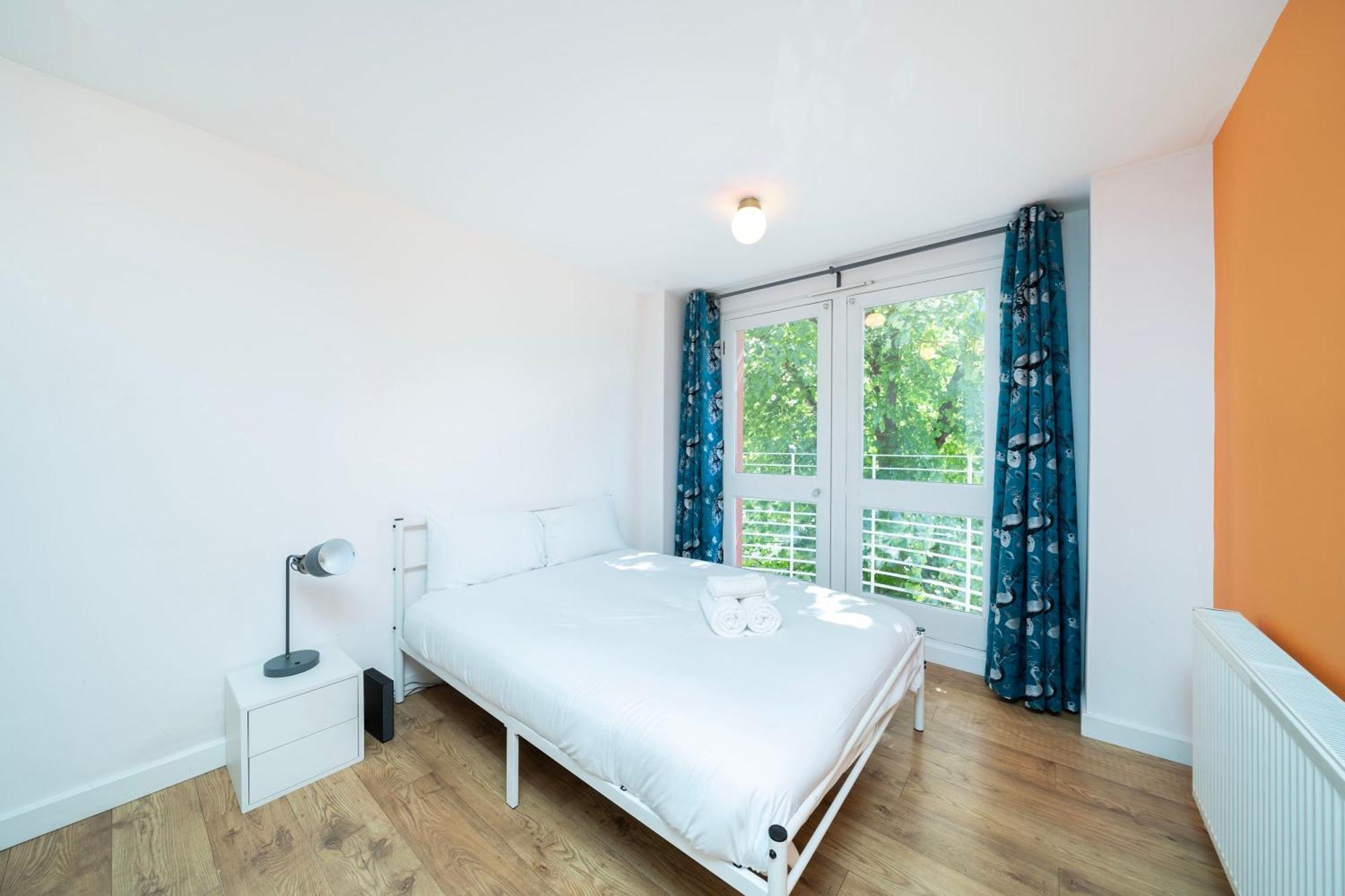 Charming 3br Flat In Apartment London