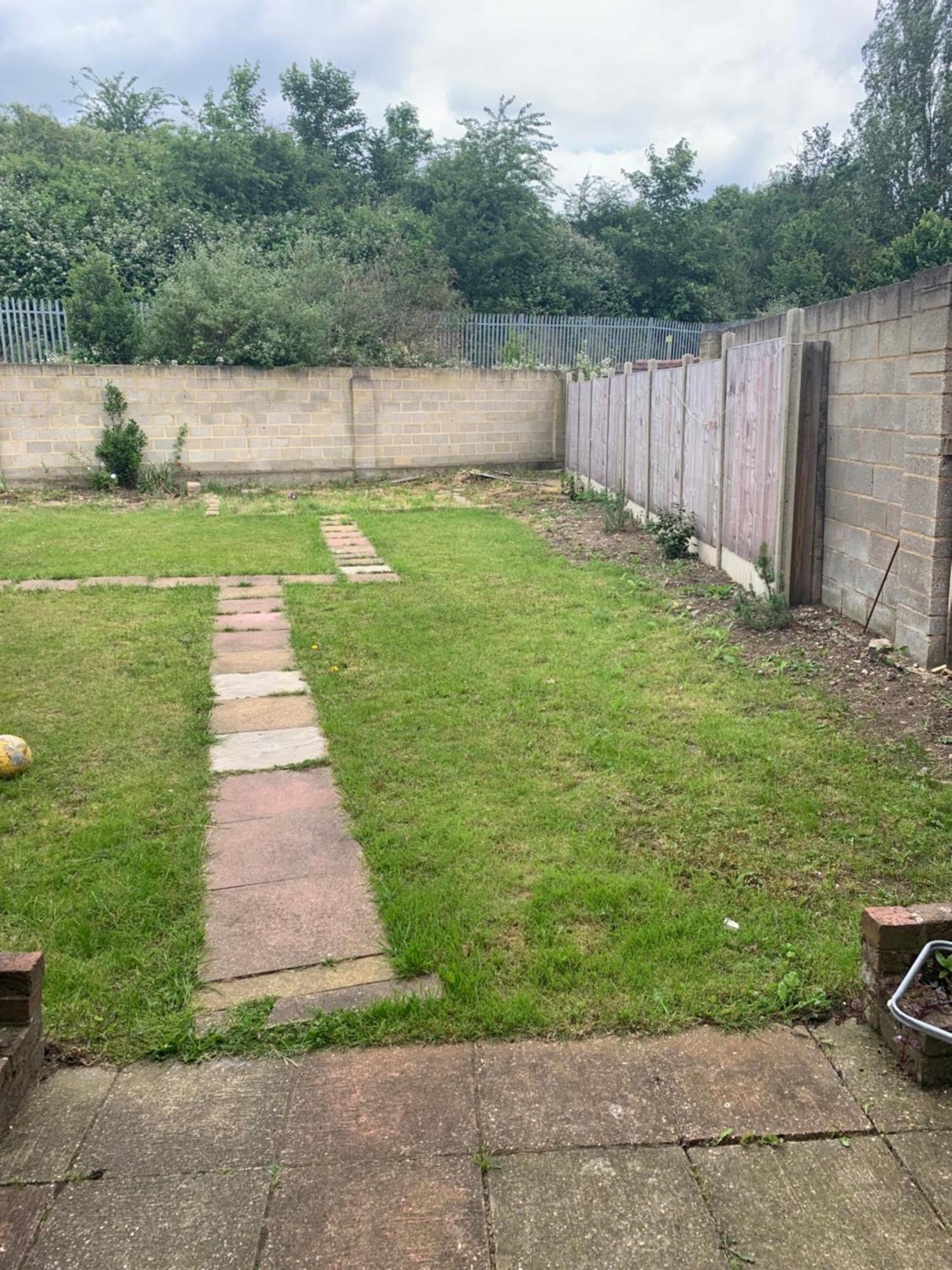 Small Single Boxroom Ovo Wembley Stadium Homestay *