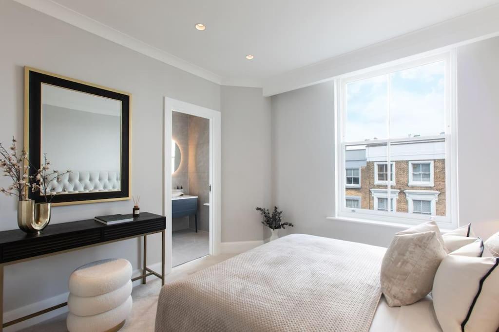 Superb 3 Bed Notting Hill Holiday home *