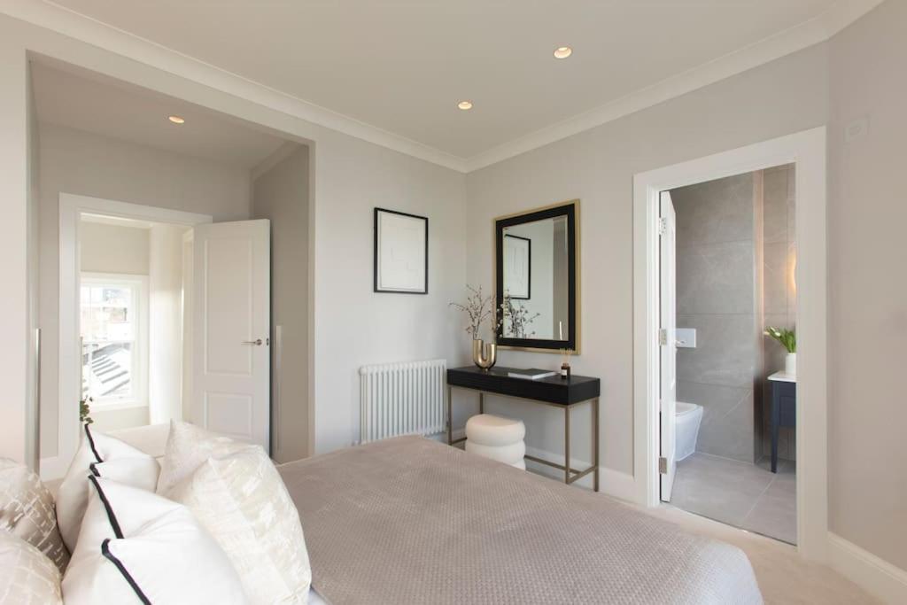 Superb 3 Bed Notting Hill Holiday home