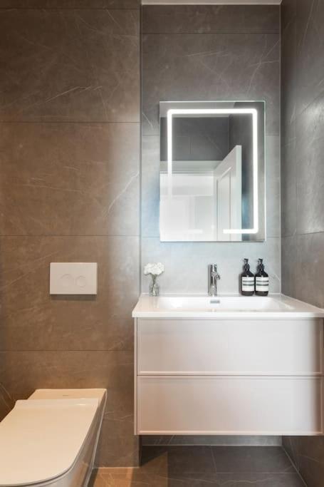 Superb 3 Bed Notting Hill Holiday home London