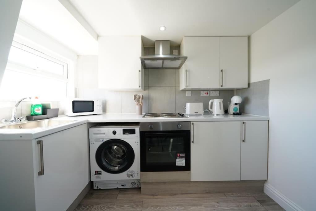 New Central Studio 7 Apartment London