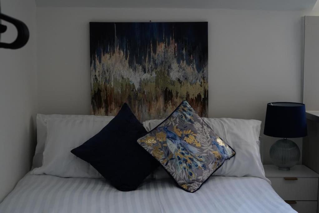 New Private 6 London