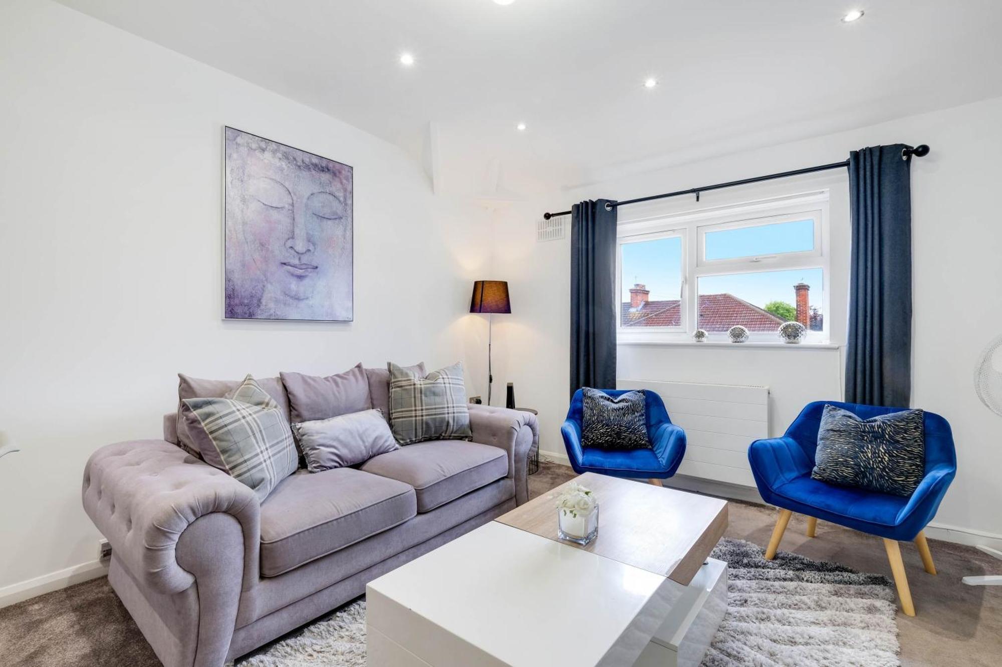 Apartment Hanwell 2 Bedroom Maisonette By 360stays