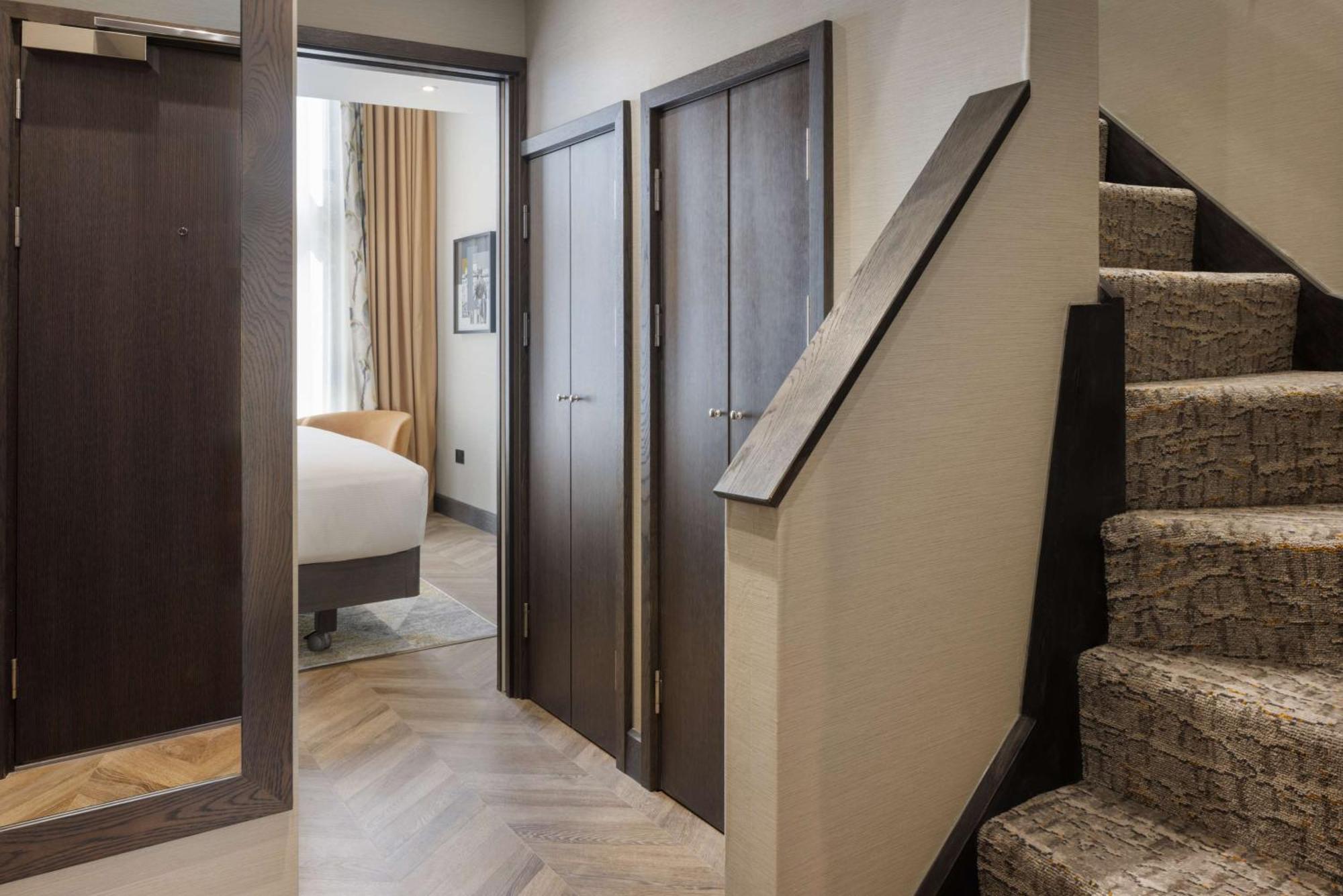 Doubletree By Hilton Victoria Hotel