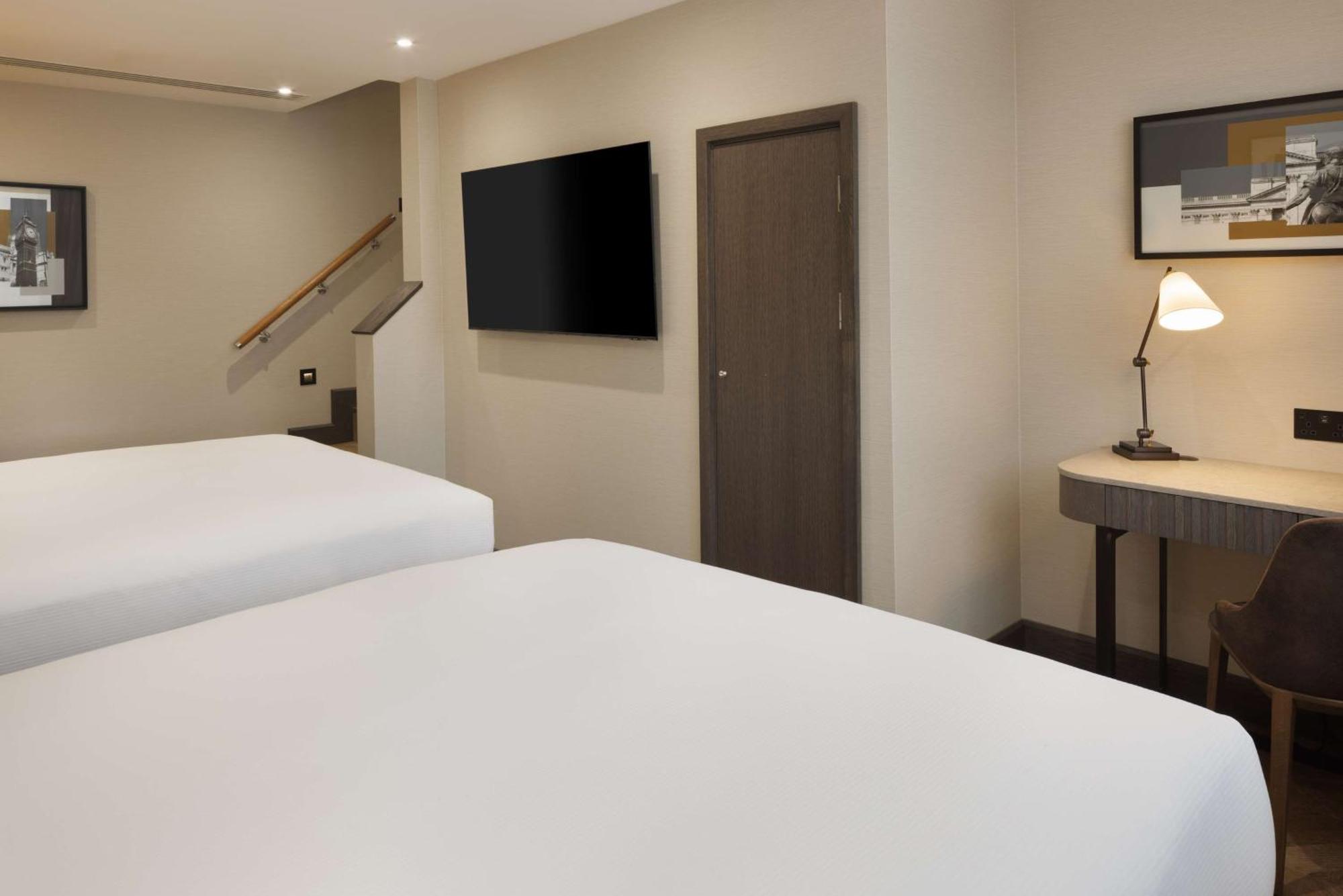 Hotel Doubletree By Hilton Victoria London