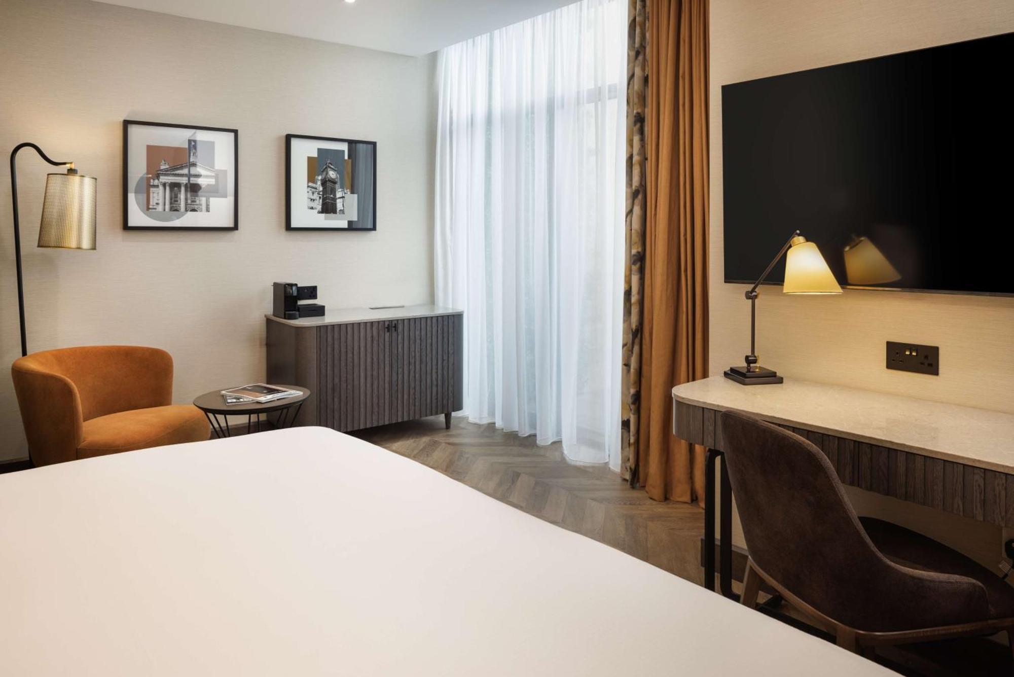 Doubletree By Hilton Victoria 4* London