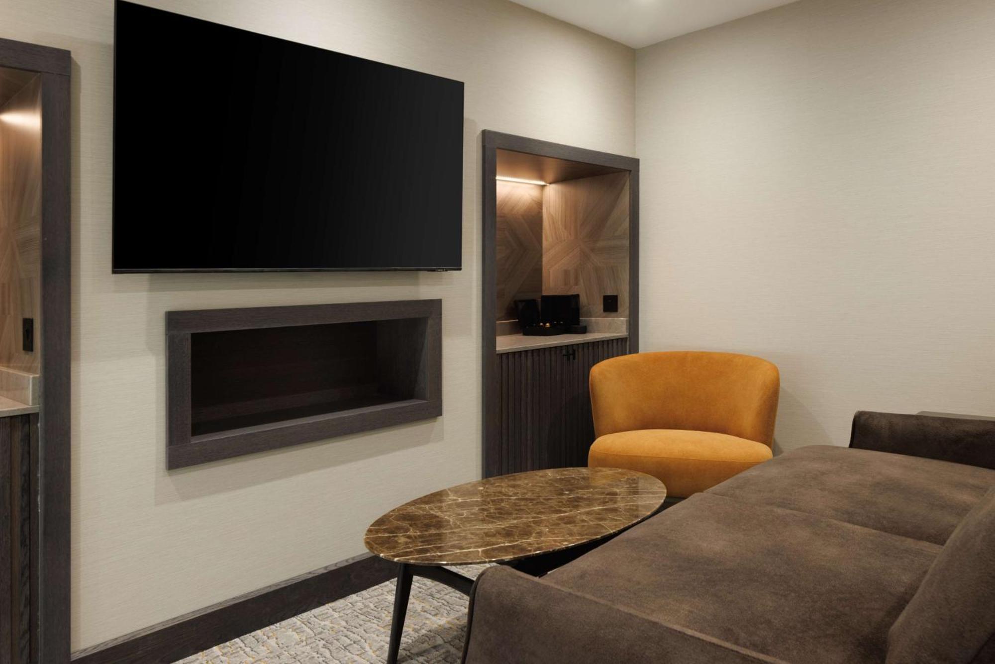 Doubletree By Hilton Victoria
