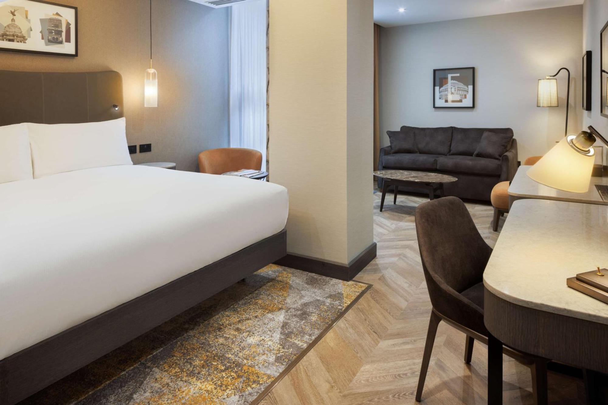 Doubletree By Hilton Victoria Hotel London