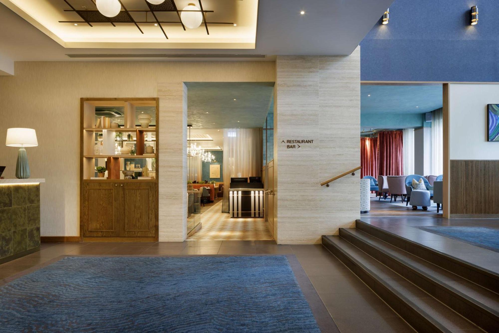 Doubletree By Hilton Victoria 4* London