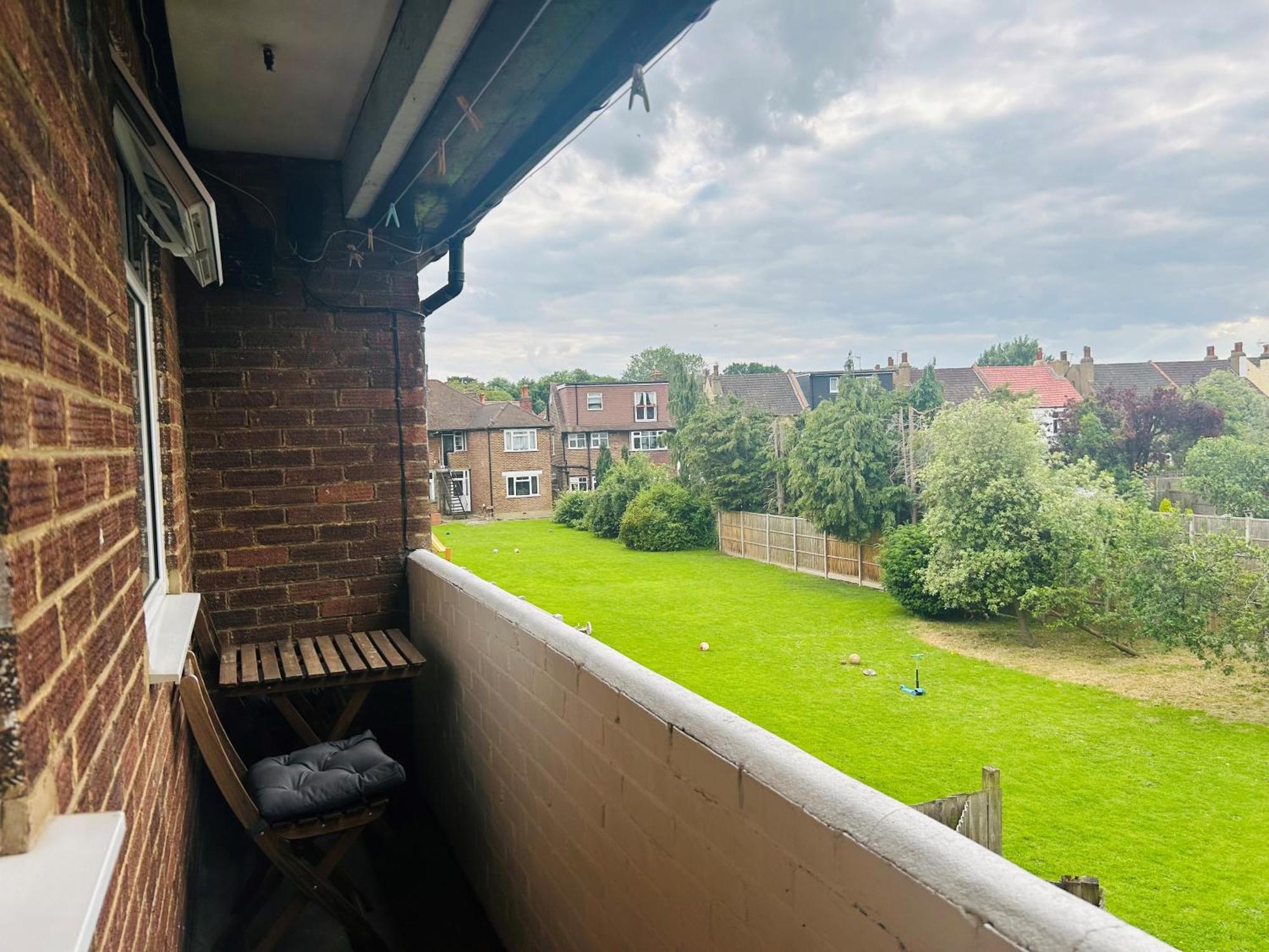 Cosy Wimbledon With 2 Bedrooms * Londres