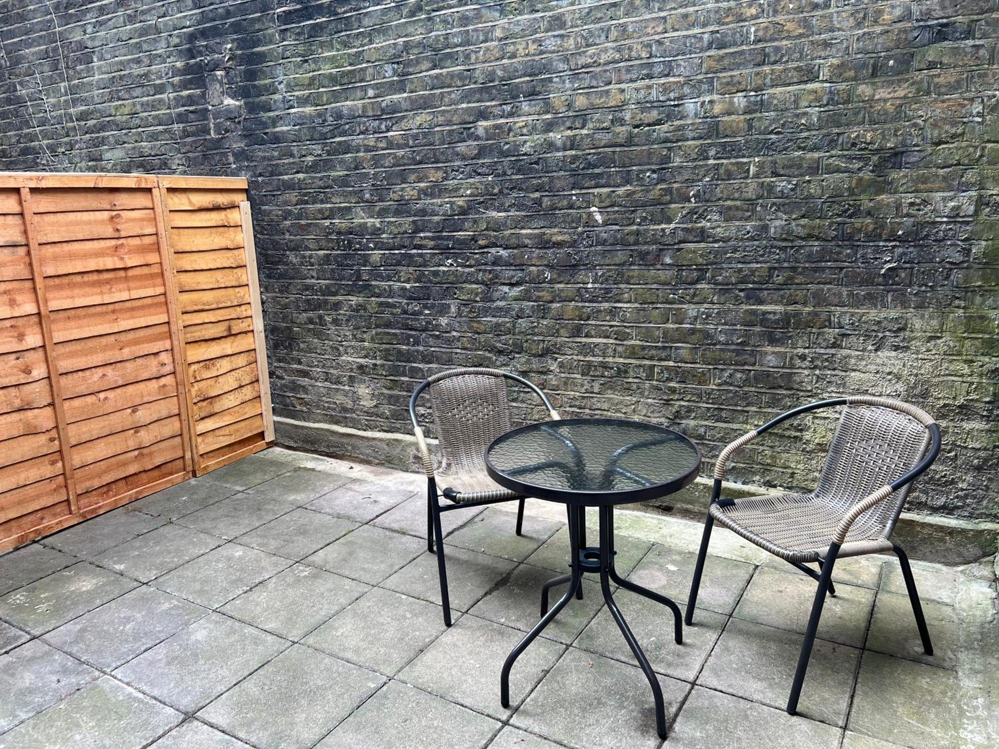 Comfy Entire Flat In Kings Cross London