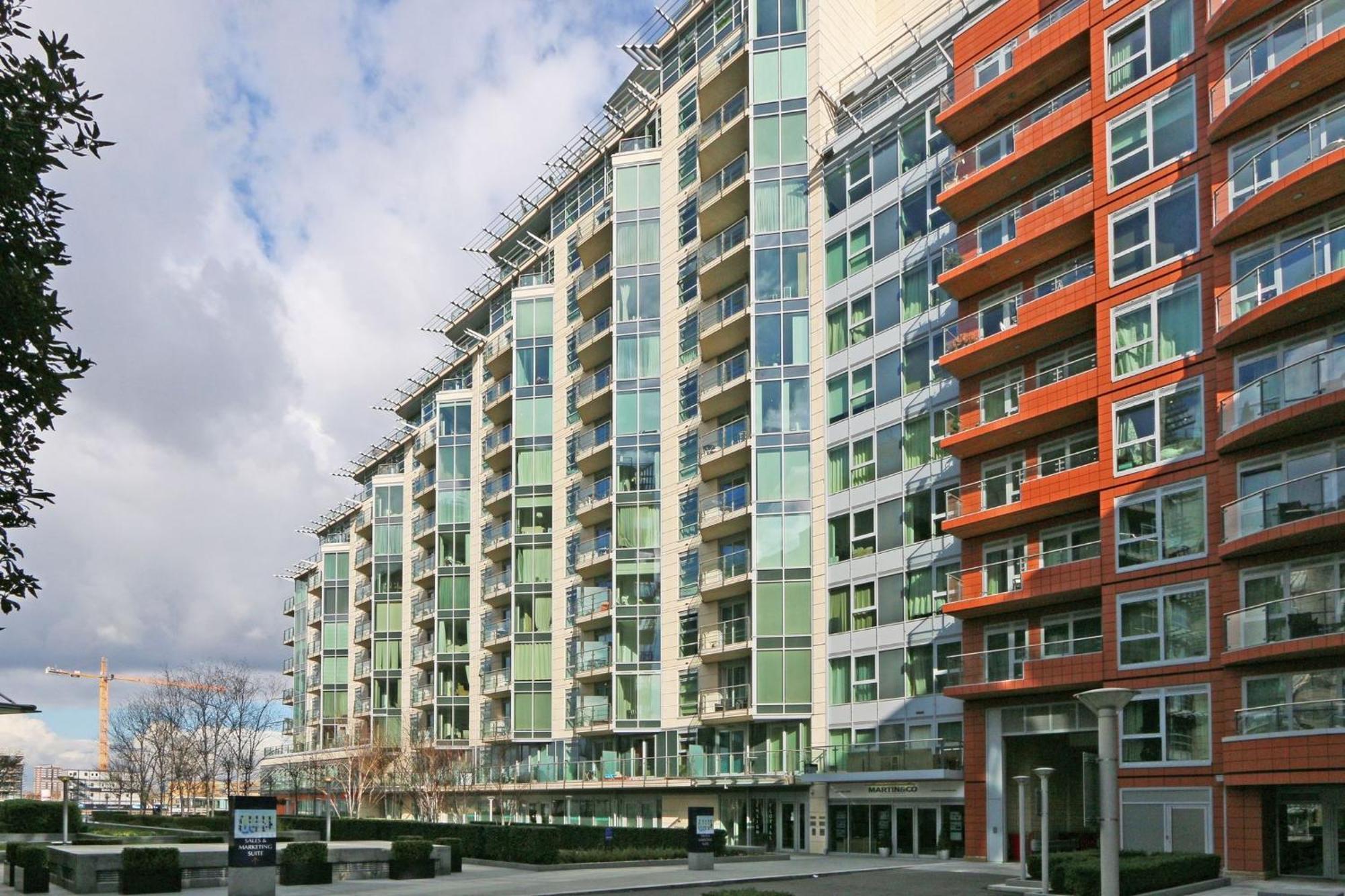 Riverside 1 Bed Apartment