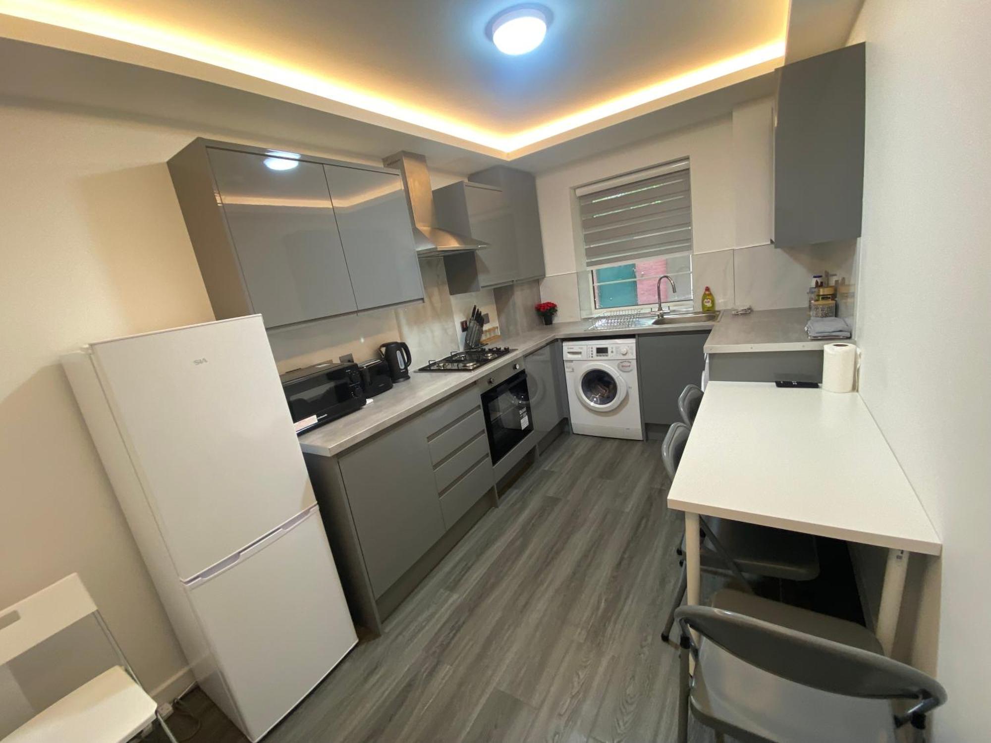 2 Bedroom Flat Apartamento