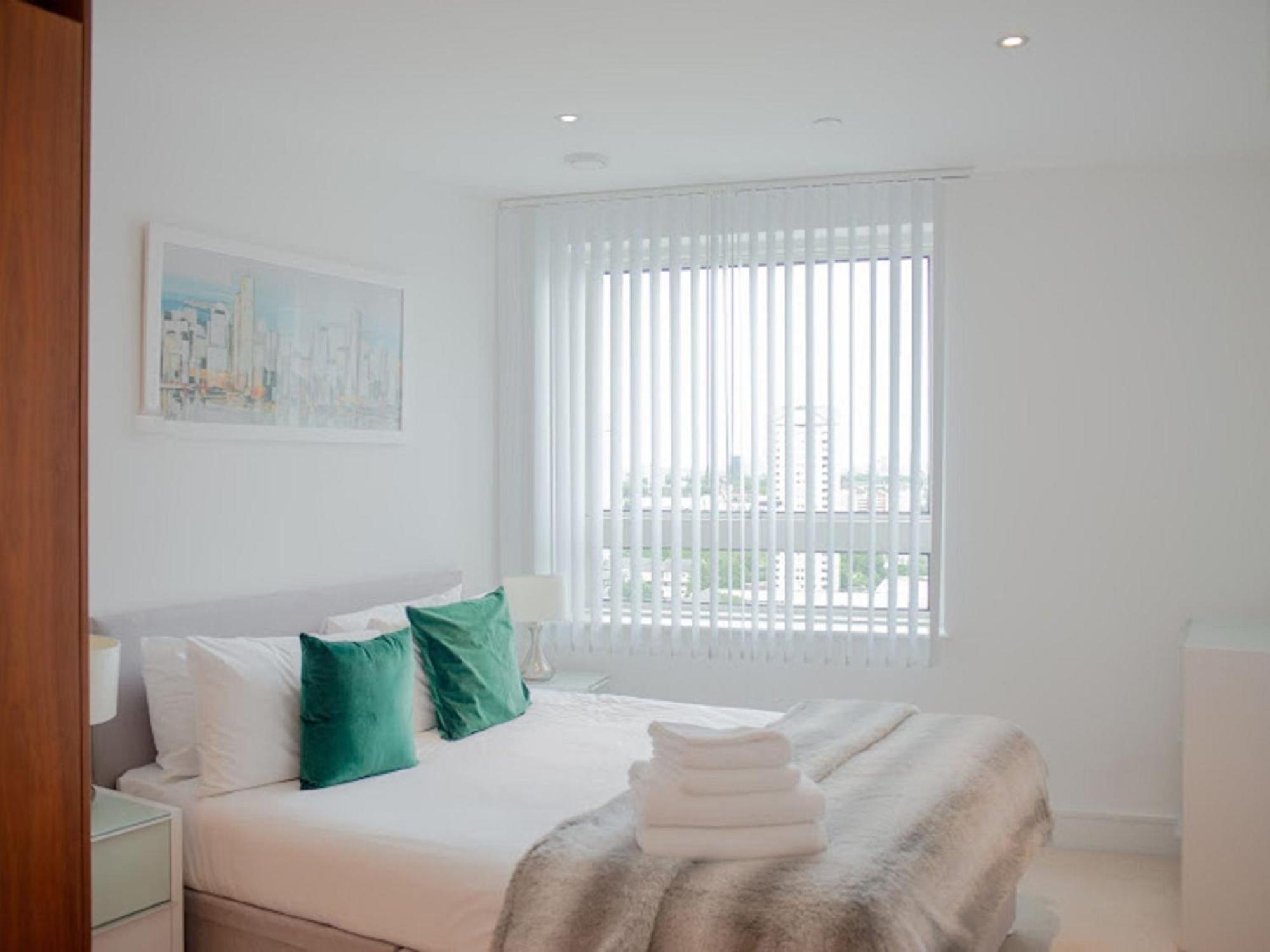Lincoln Plaza By Interhome Apartment London