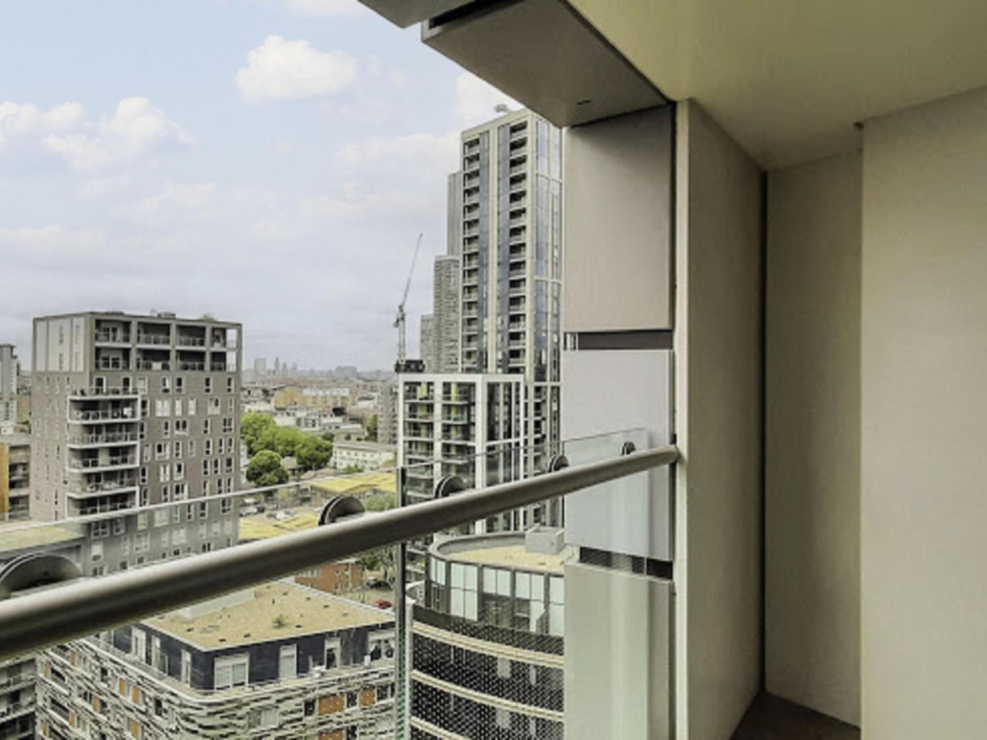 Apartment Lincoln Plaza By Interhome London