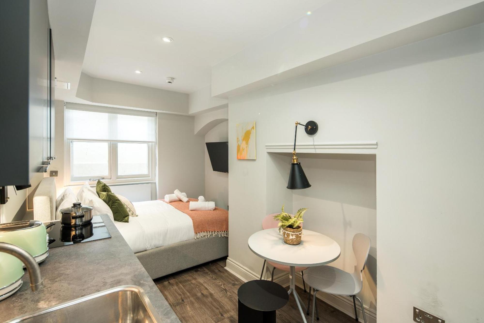 Apartment Hyde Park By Sleepy London