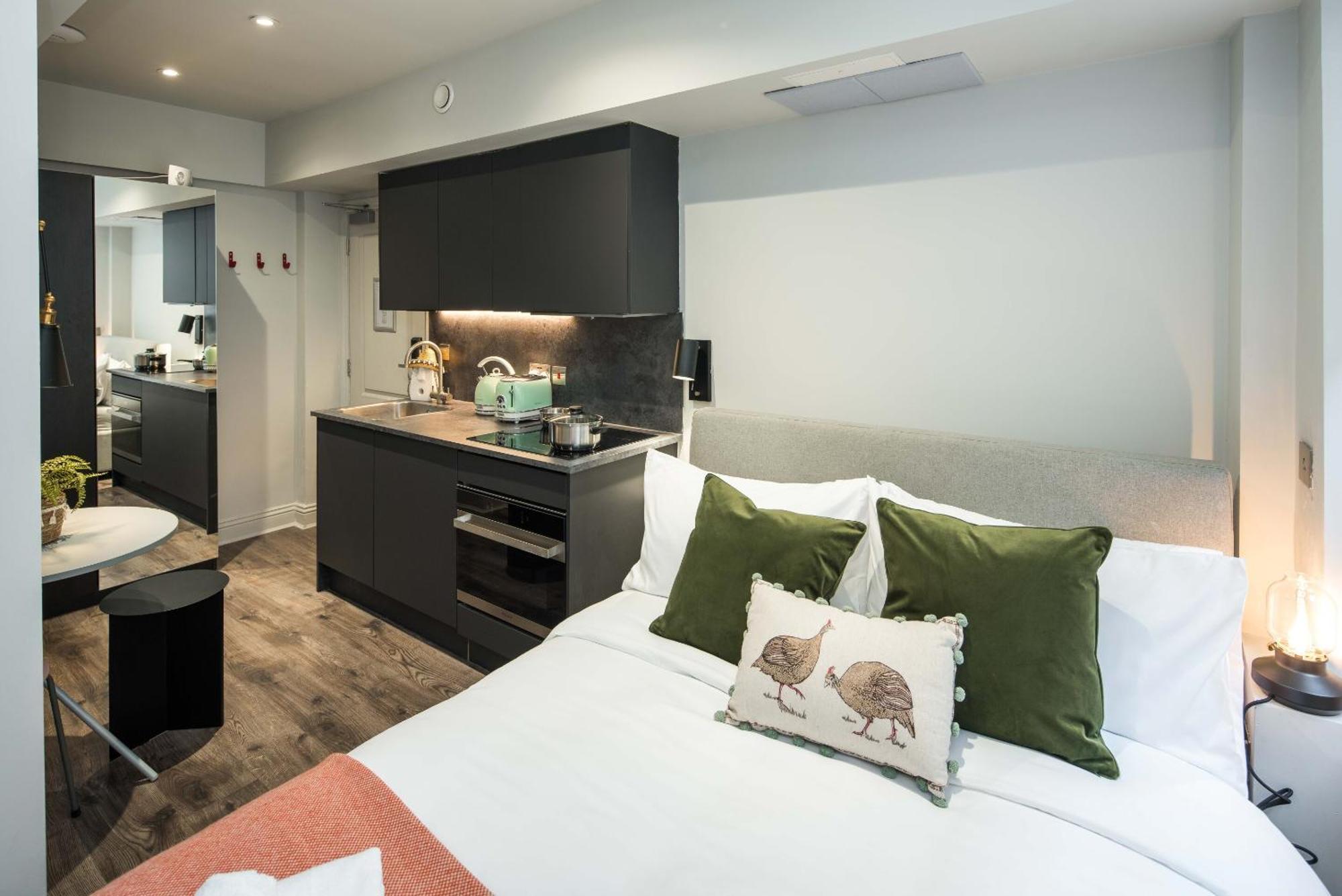 Apartment Hyde Park By Sleepy London