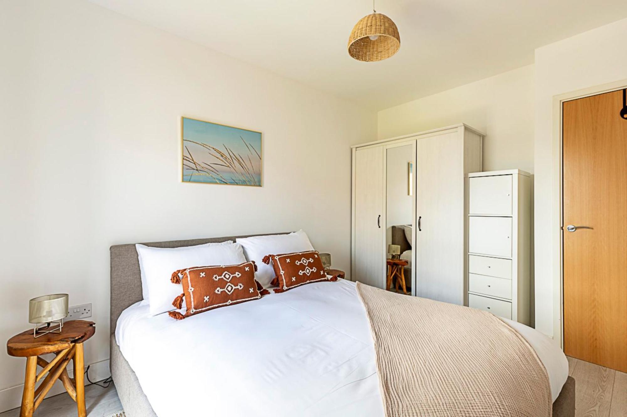 Semi-detached House With Modern Bespoke Interior *