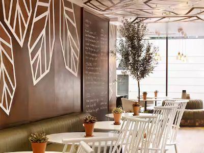 Hotell Doubletree By Hilton - Hyde Park 4*