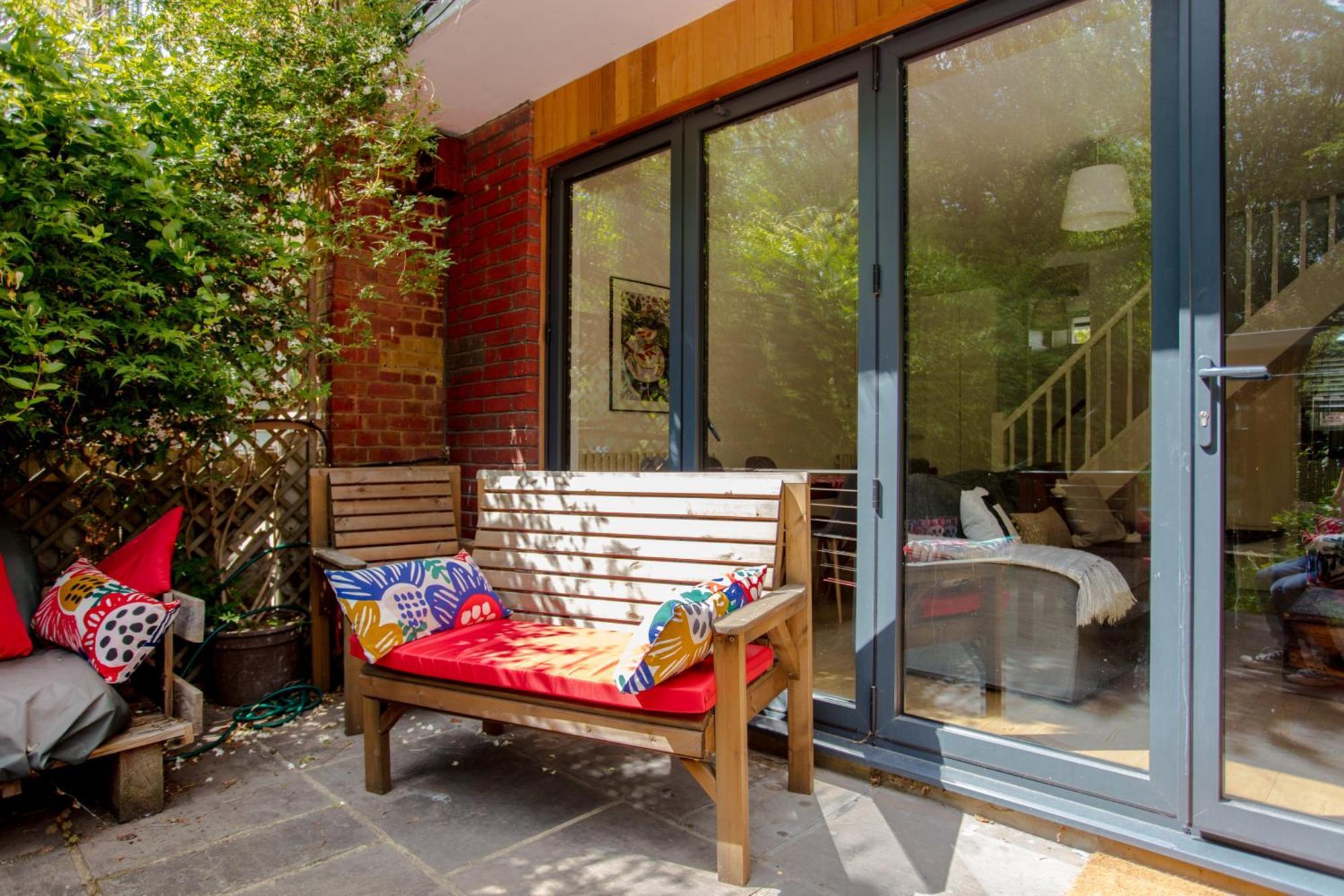 Modern 3 Bedroom In Brixton * Londen