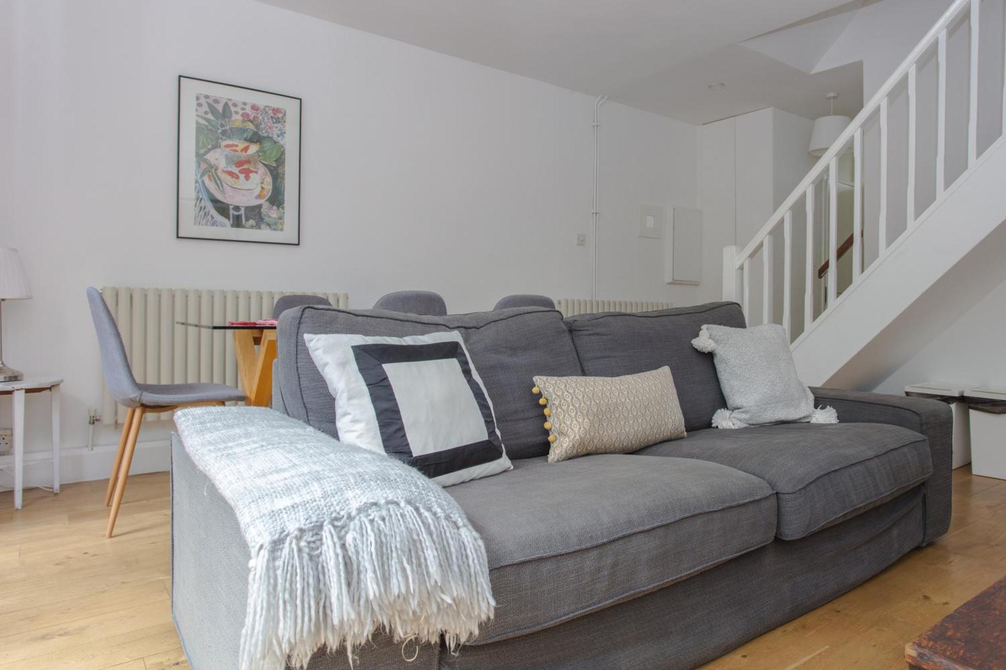 Modern 3 Bedroom In Brixton * Londen