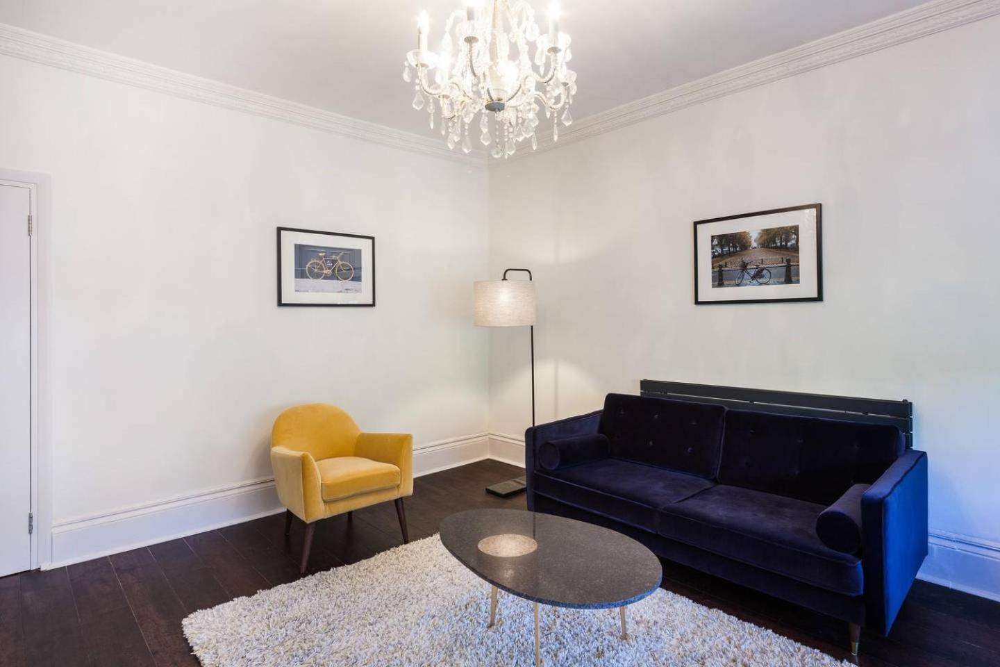Elegant Airy 2 Bedroom Flat In Paddington Leilighet London