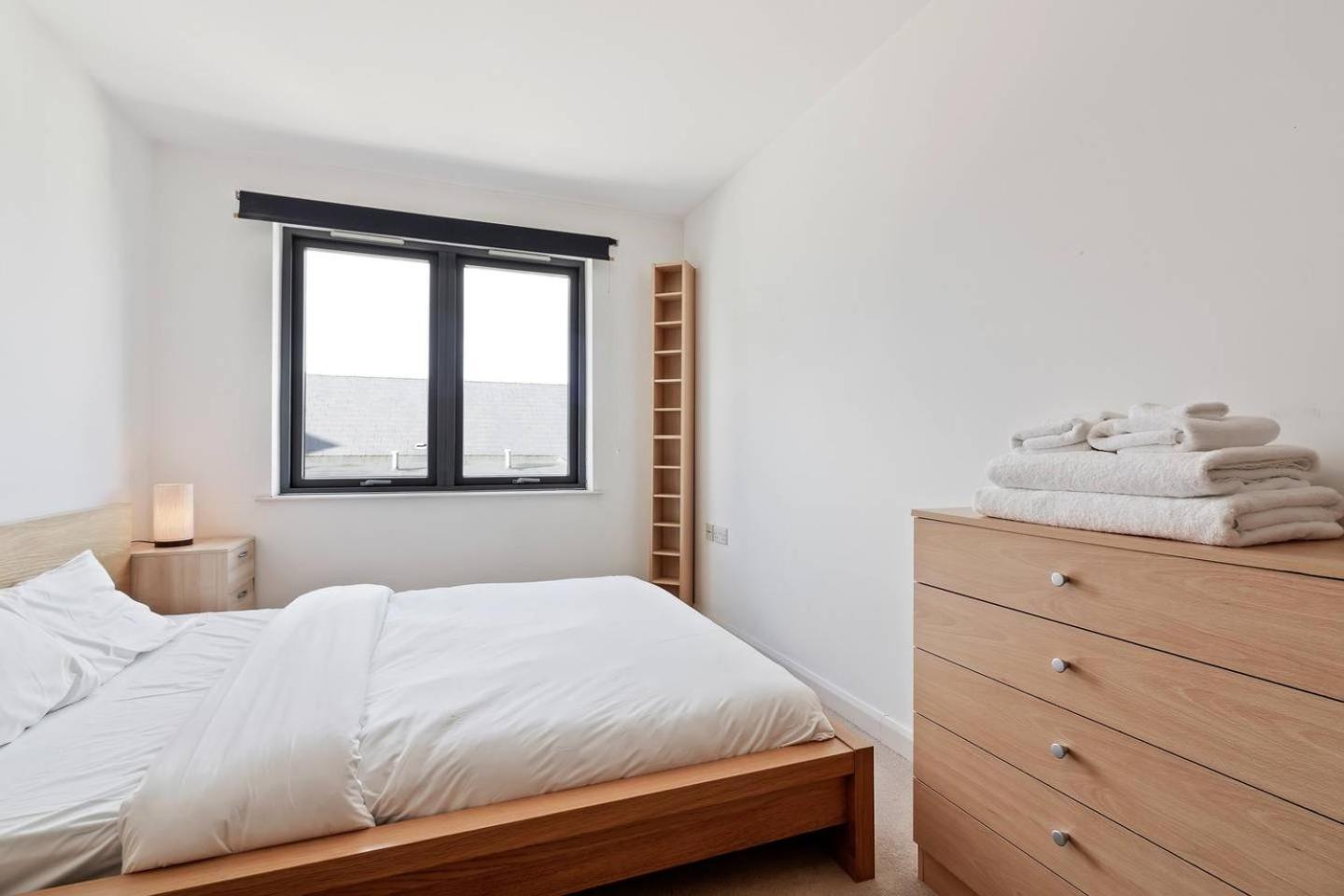 Modern 2 Bedroom In Homerton London