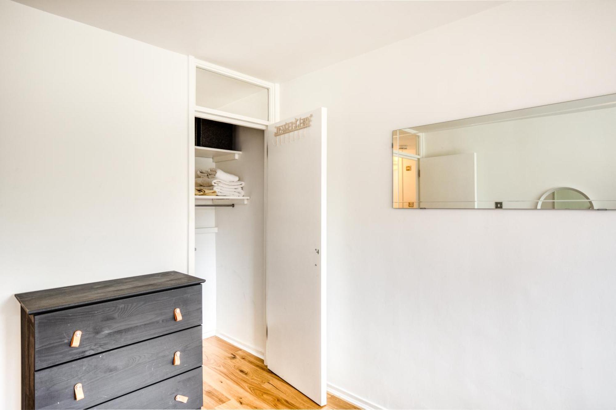 Apartment Homely 4 Bedroom House In Brixton *