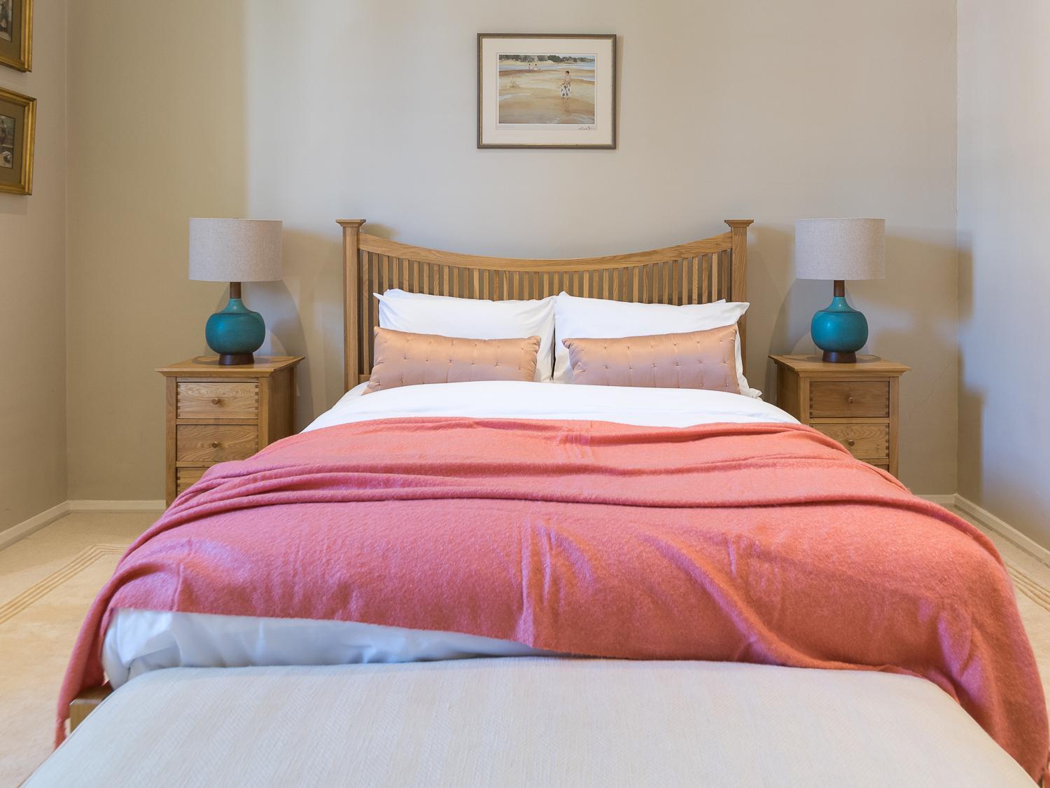 Homely 2 Bedroom Victorian In Hampstead London