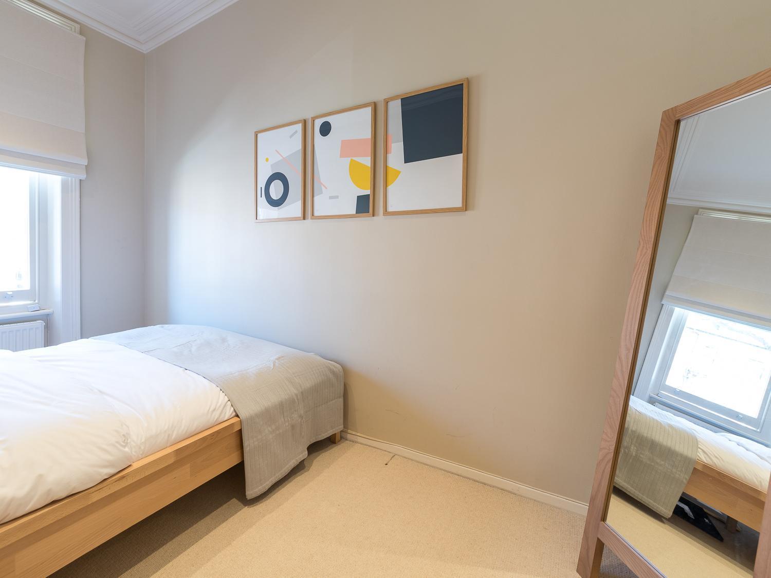 Homely 2 Bedroom Victorian In Hampstead * London