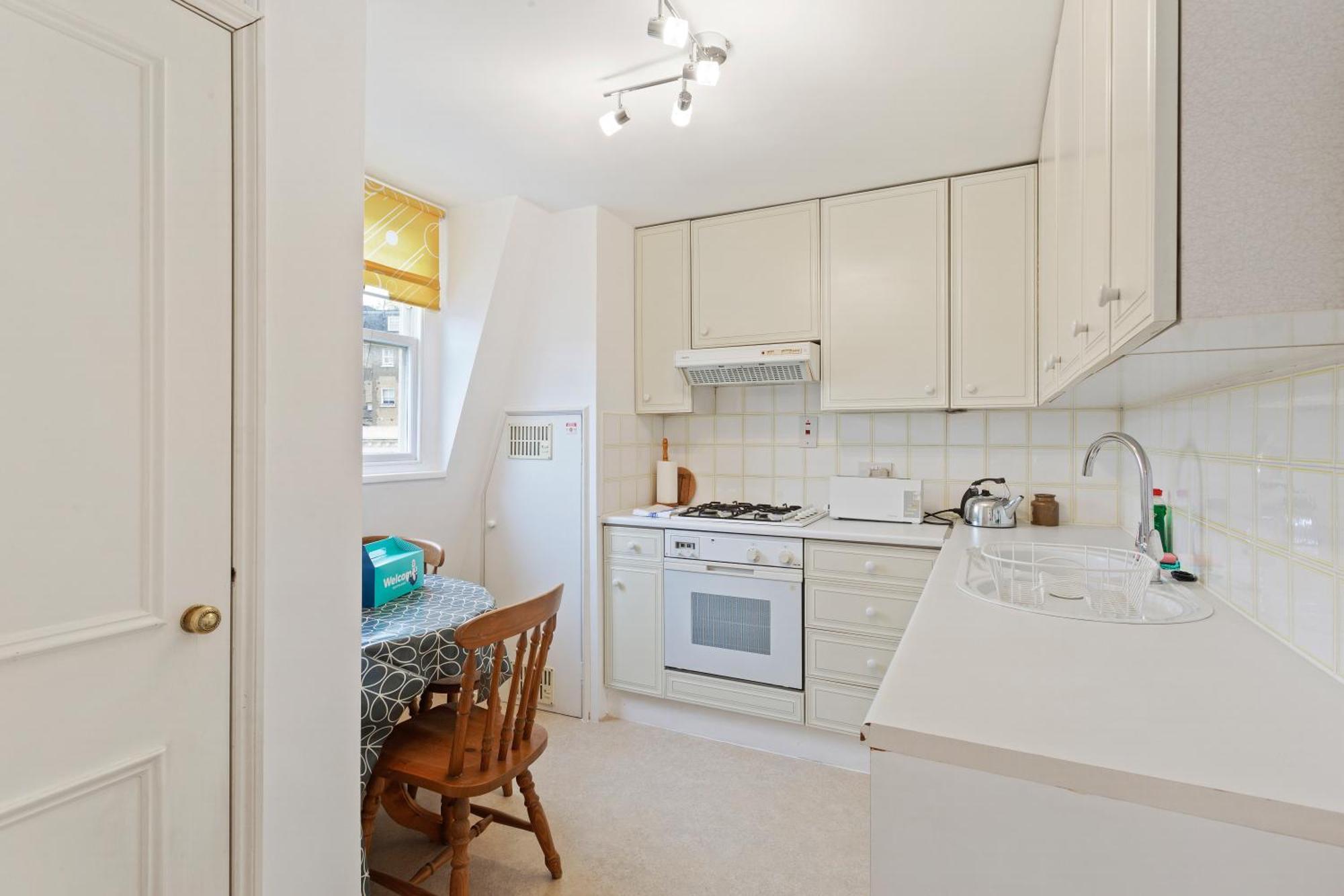 Cosy 2 Bedroom Flat In Pimlico 10 Minutes To Station Apartment *