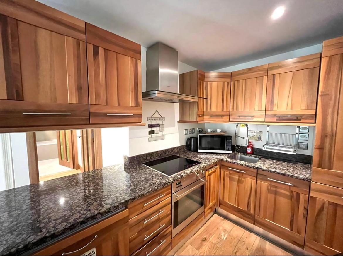 Luxury 2 Double Bedroom Flat - Kensington * Londres