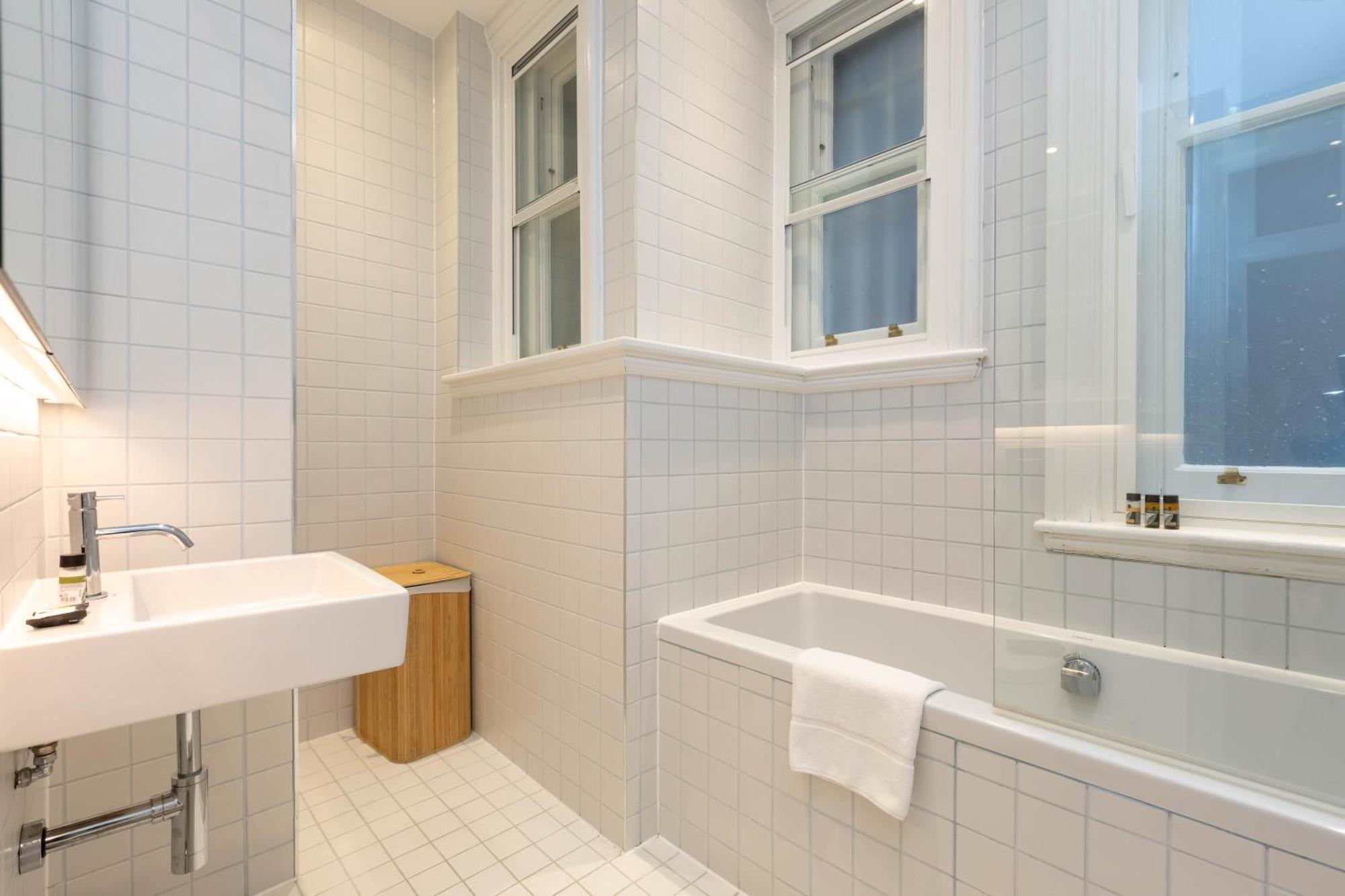1 Bedroom In Farringdon Apartment