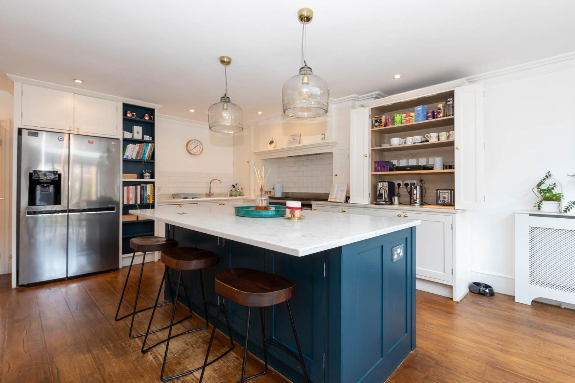 Apartment Gorgeous 3 Bedroom In Quaint Southfields London