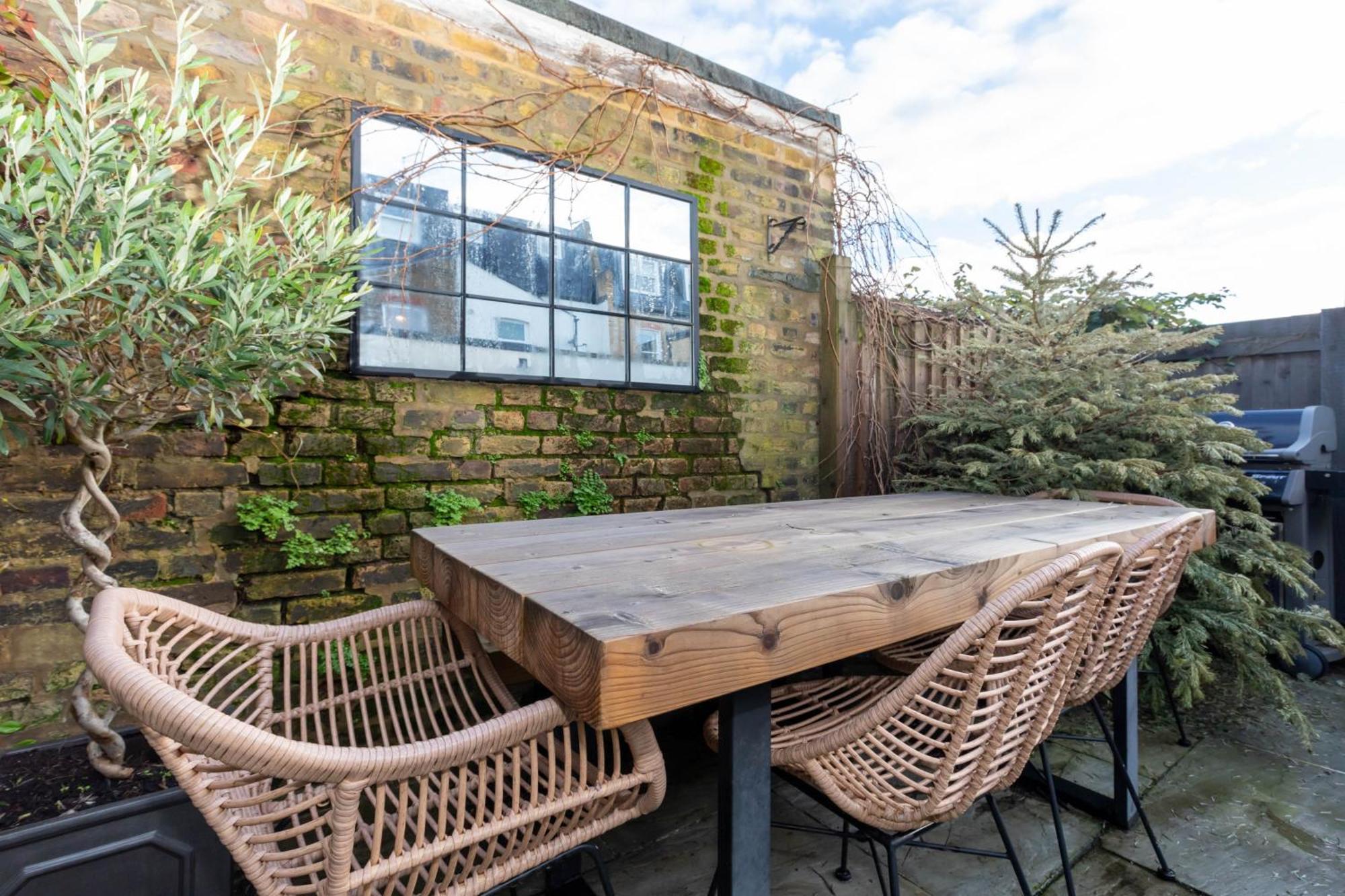 Apartment Gorgeous 3 Bedroom In Quaint Southfields *