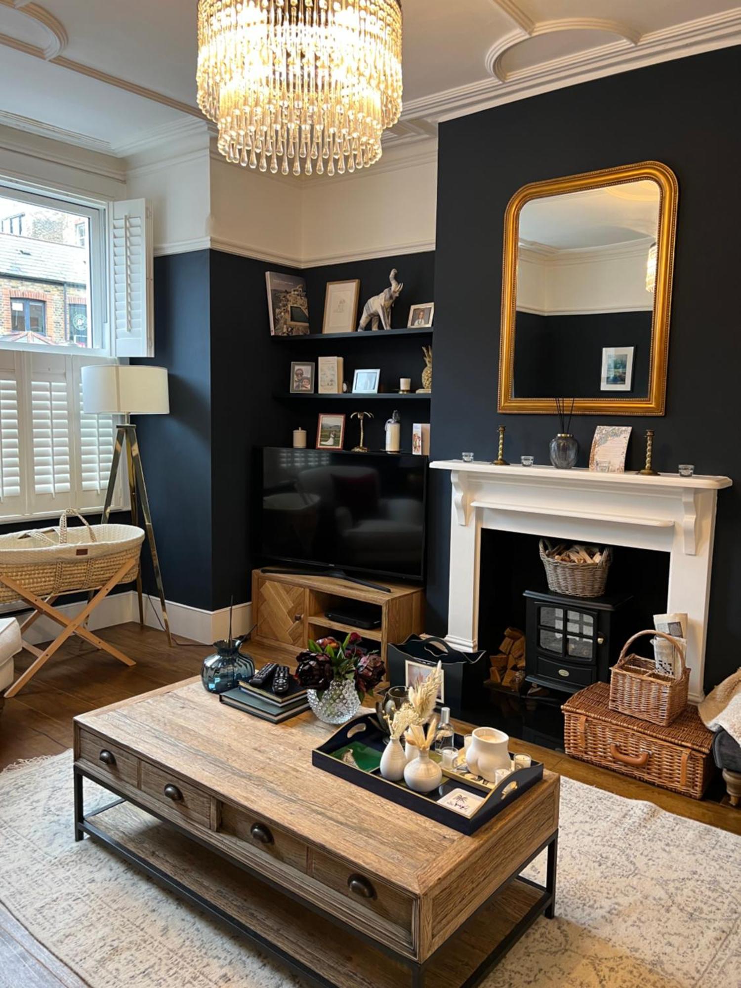 Gorgeous 3 Bedroom In Quaint Southfields Apartment London