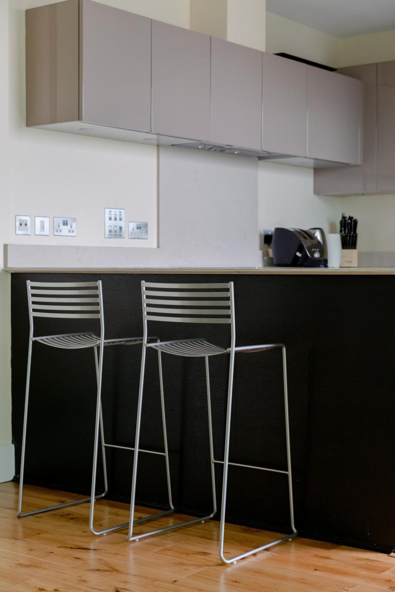 Apartment Gorgeous 3 Bedroom Flat In Vauxhall With Views *