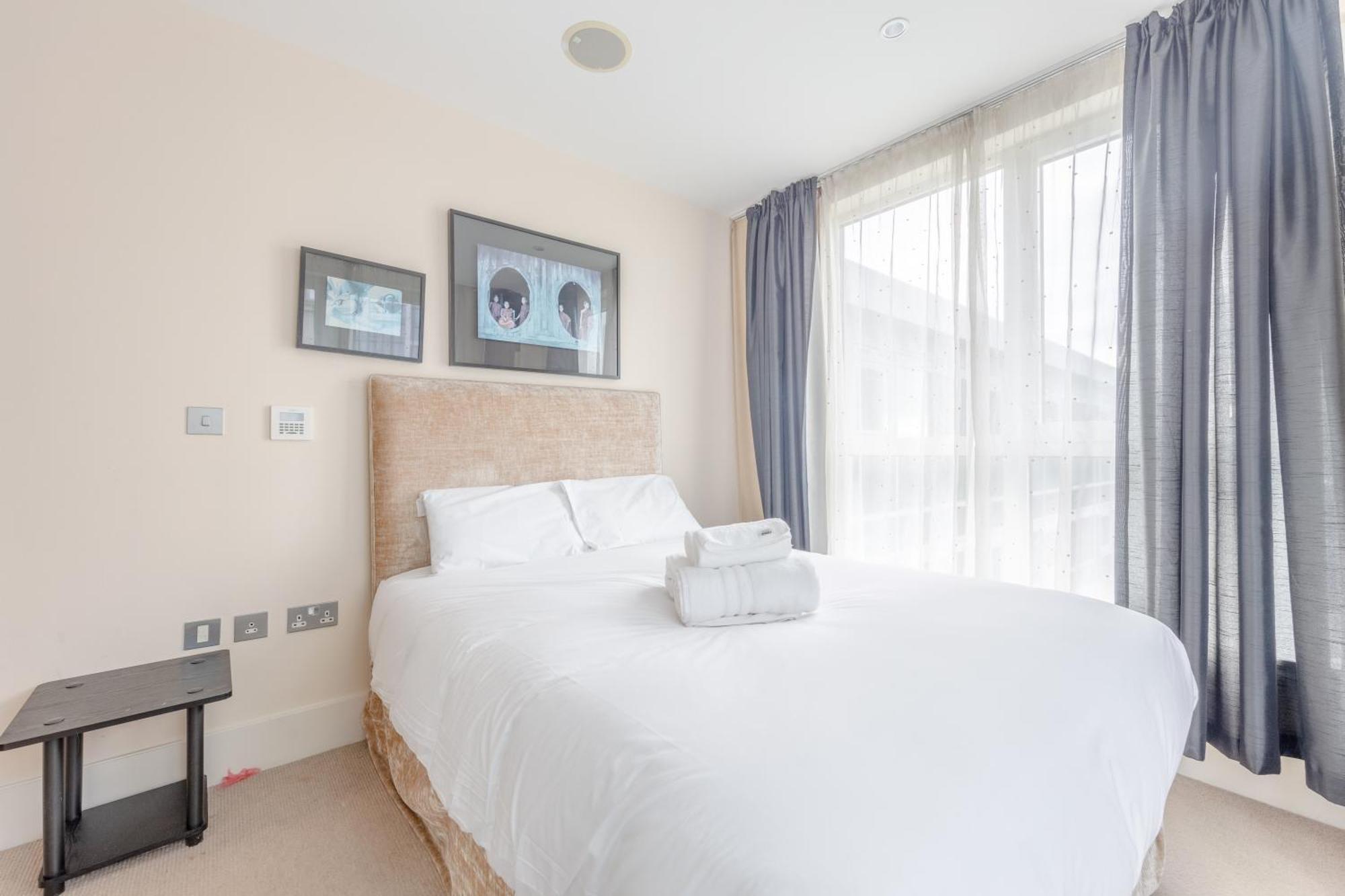 Gorgeous 3 Bedroom Flat In Vauxhall With Views Apartment London