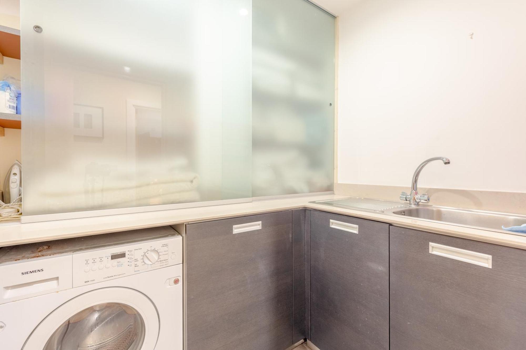 Apartment Gorgeous 3 Bedroom Flat In Vauxhall With Views London