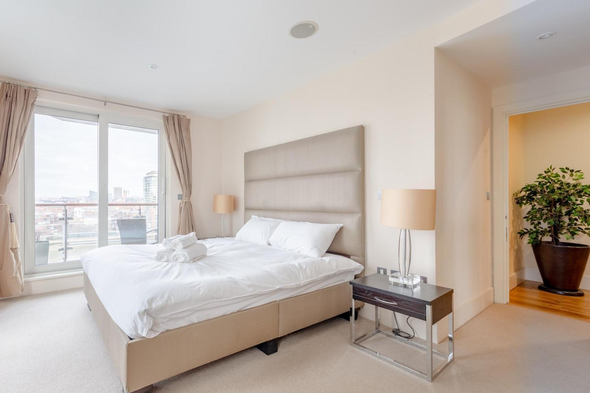 Apartment Gorgeous 3 Bedroom Flat In Vauxhall With Views