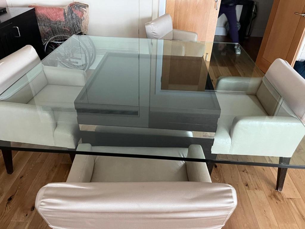 Gorgeous 3 Bedroom Flat In Vauxhall With Views