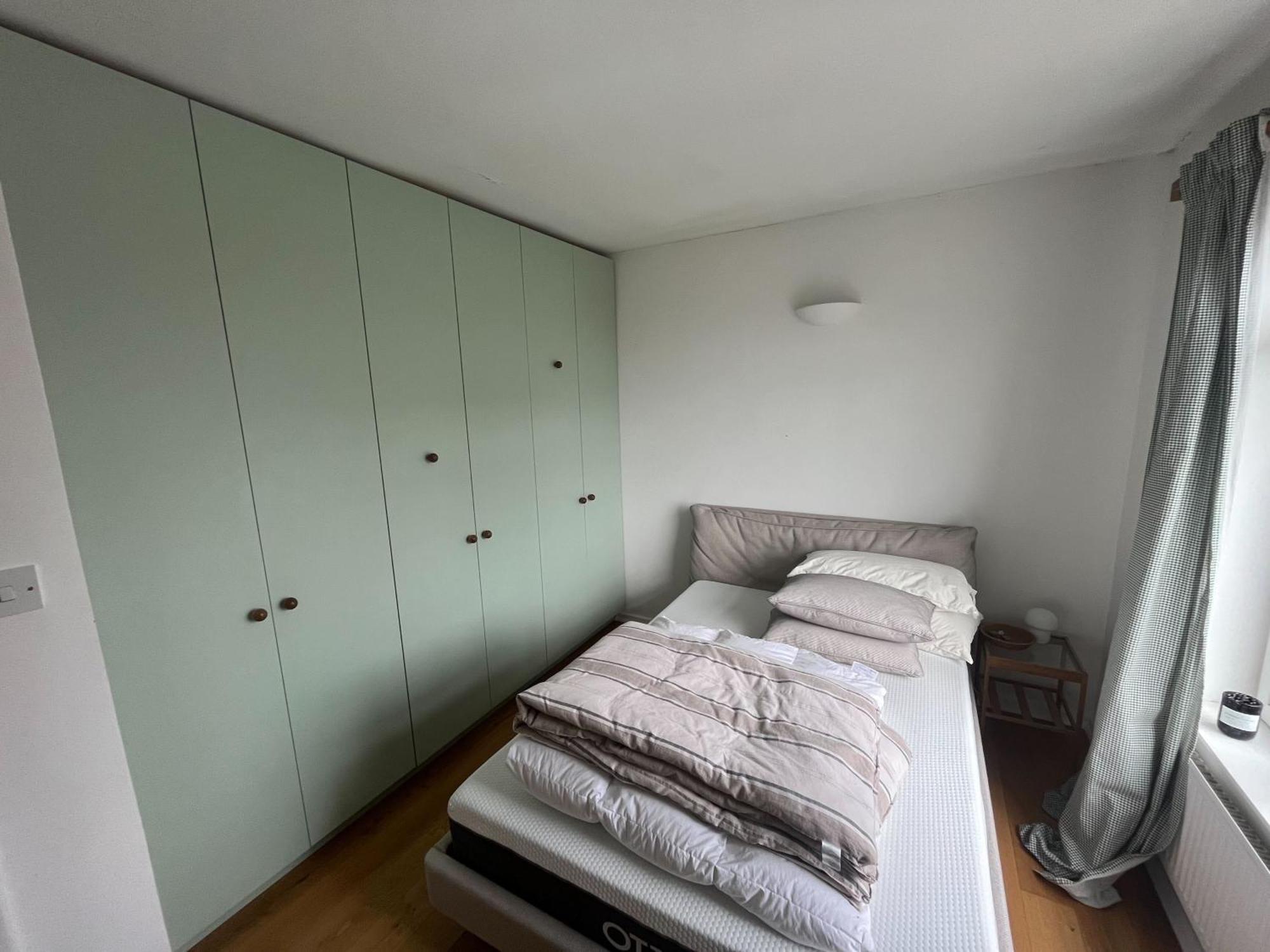Peaceful 2 Bedroom Flat With Roof Terrace - Hackney Apartment